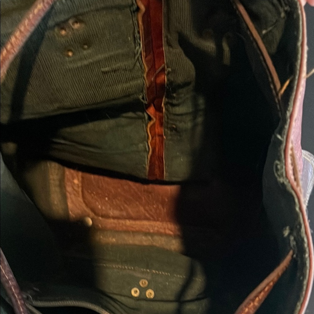 Vintage Brown Genuine Leather Backpack 🎒 - Picture 8 of 13